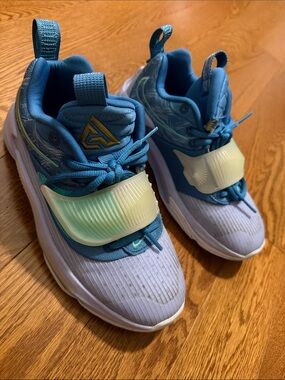 Nike Kids Blue Sneakers with Iridescent Cream Strap
